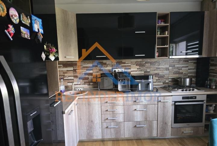 Parc Sebastian. Vanzare apartament 3 camere zona Parc Sebastian - Petre Ispirescu